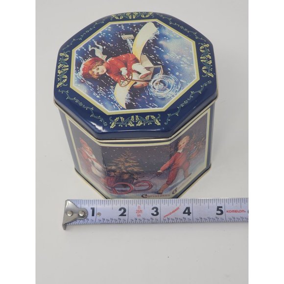The Tin Box Company Of America Small Octogon‎ Christmas Tin By Wood River - Picture 10 of 11